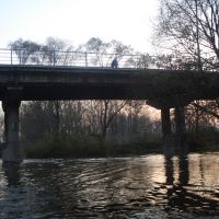 Автомобільний міст через річку Стир/El puente a través del río Styr en la ciudad Rozhishche/, Рожище