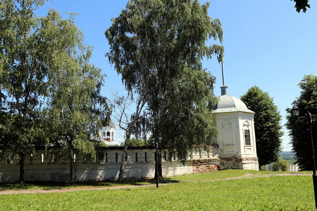 Стены Богородице-Рождественского монастыря, Владимир