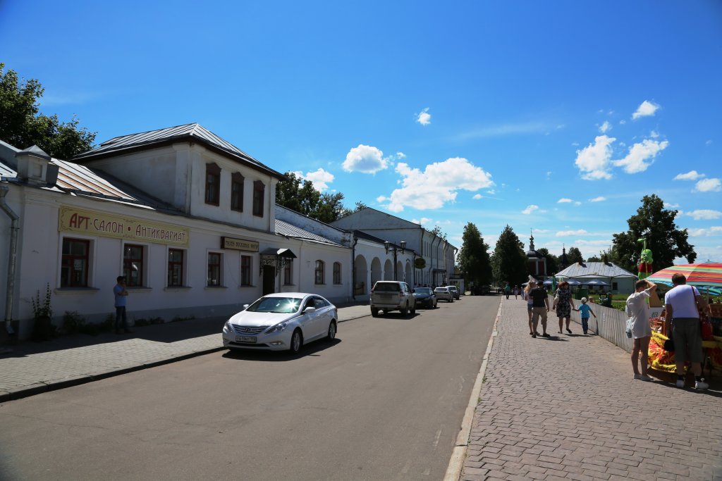 Музей восковых фигур по улице Ленина, Суздаль