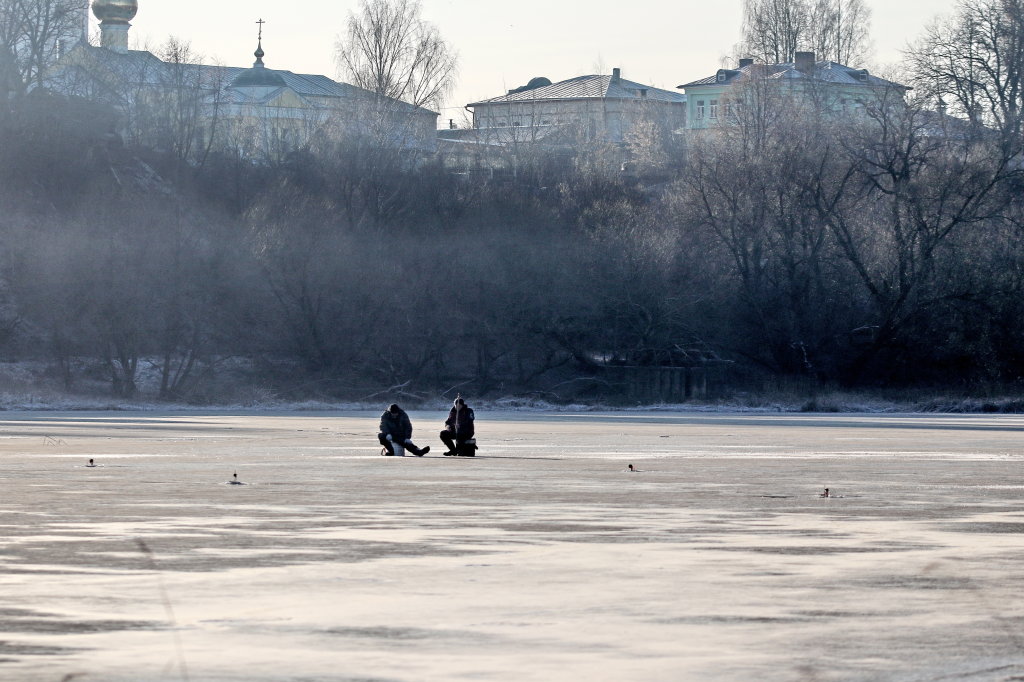 Зимние рыбаки на Тезе., Шуя