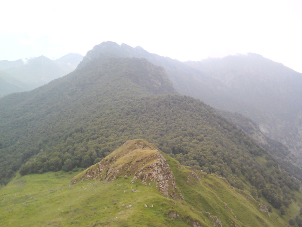 Хребет горы Тотур, Тырныауз