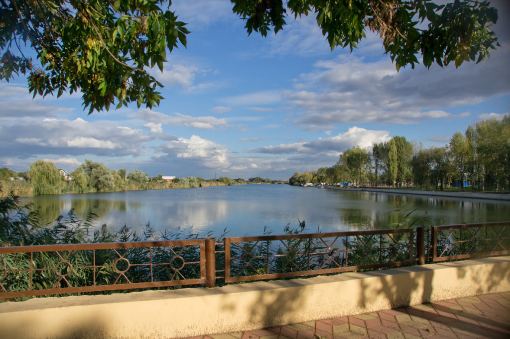 Река, Кореновск