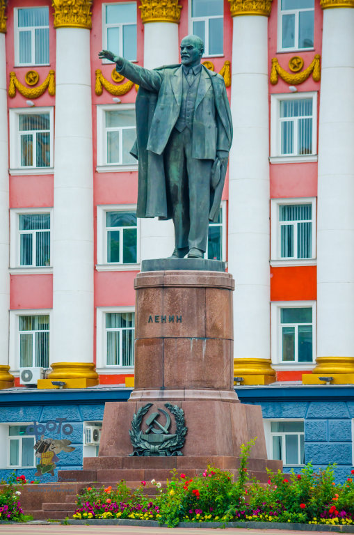 Ленин, Курск
