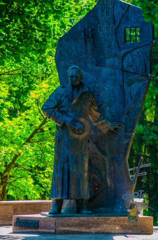 Памятник Константину Дмитриевичу Воробьёву, Курск