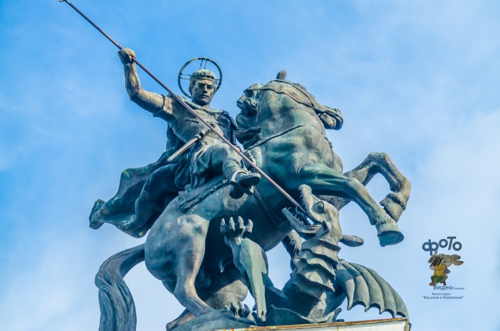 скульптура святого Георгия Победоносца., Курск