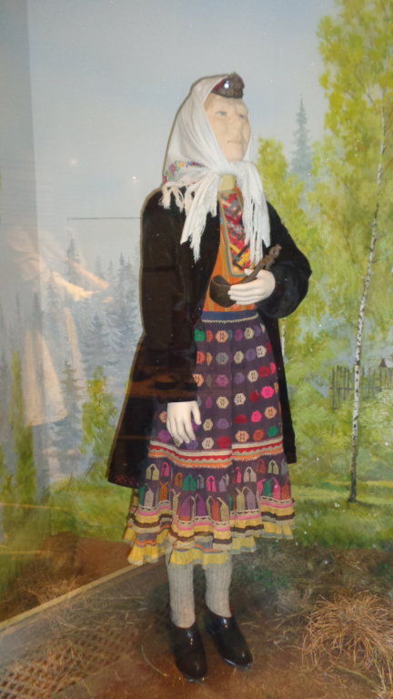 костюм луговой марийки из Национального музея, Йошкар-Ола