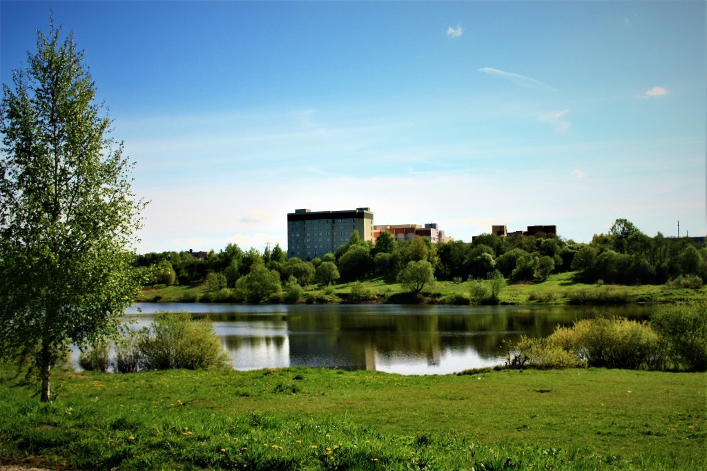 Река Сестра , вид на городскую больницу., Клин