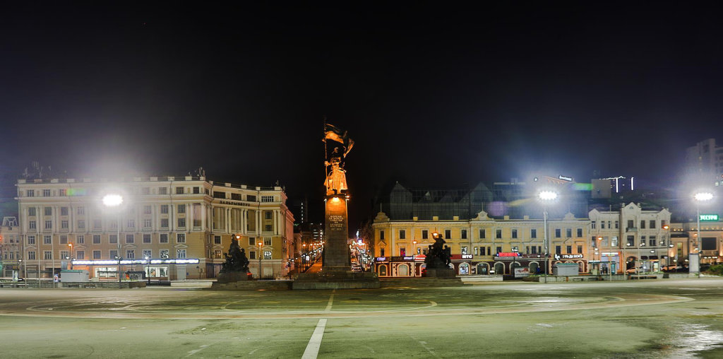 Владивосток площадь борцов революции фото Владивосток площадь борцов революции фото