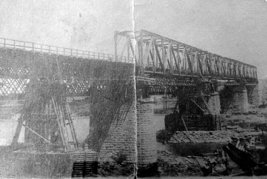 Фото Ж.Д. мост через Северский Донец в городе Каменск-Шахтинский после восстановления март 1943 г, Каменск-Шахтинский