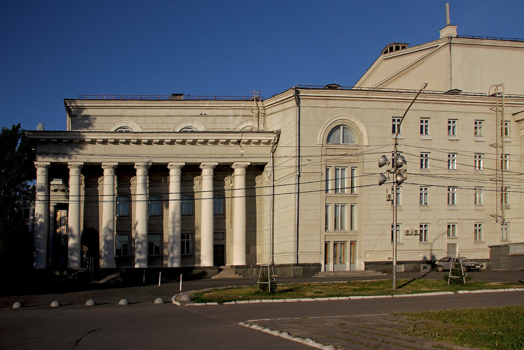 Театр оперы и балета, Саратов