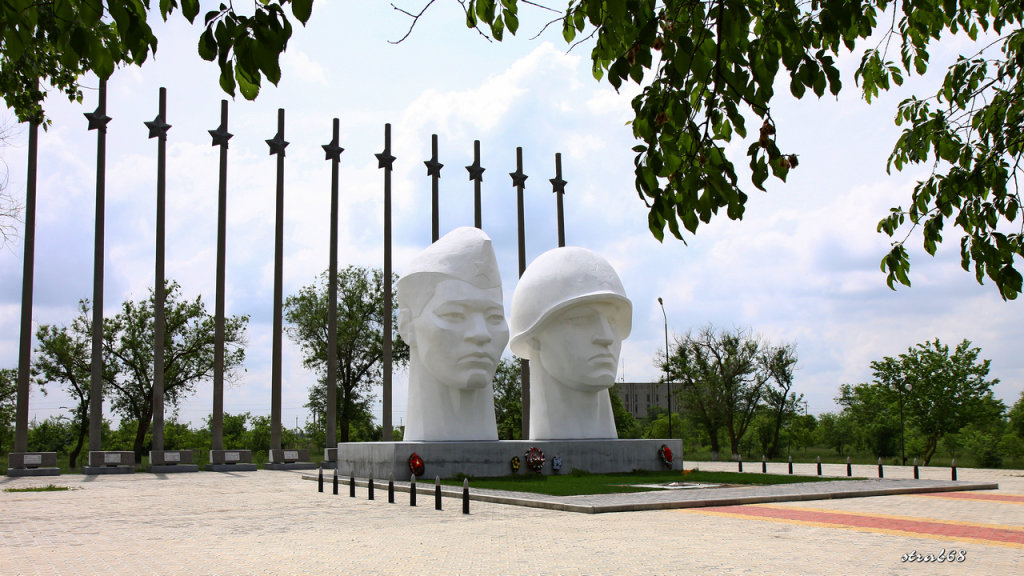 Памятник воинам , Нефтекумск