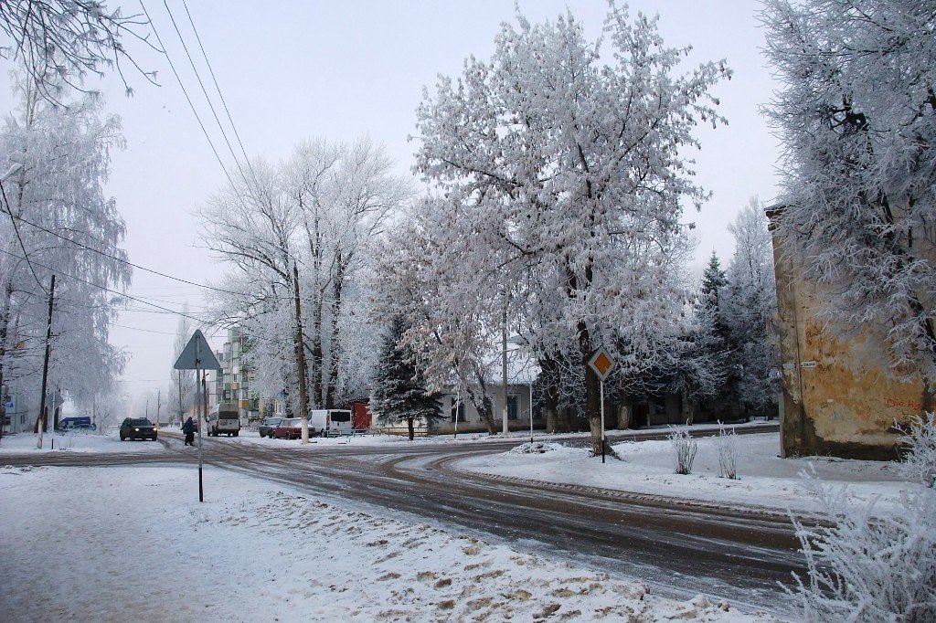 Улица Советская и улица Мира- перекрёсток, Болохово