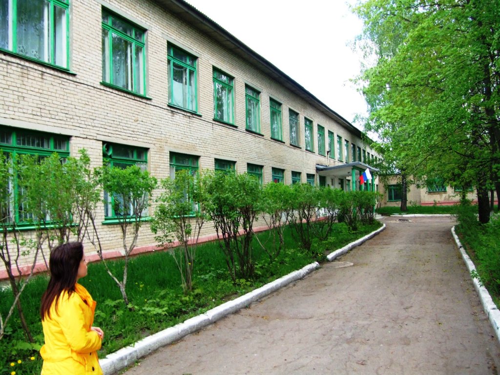 Здание бывшего профтехучилища  (сегодня Болоховский техникум), Болохово