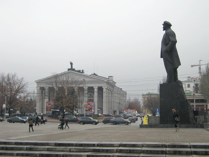 Главная площадь города, площадь им. Ленина, Донецк