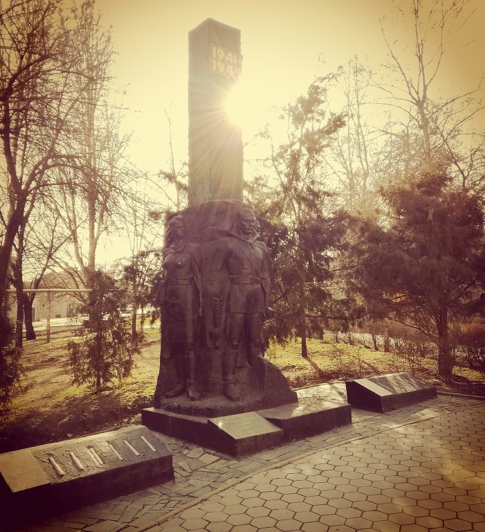 Мелитополь. Монумент на Аллее героев СС., Мелитополь