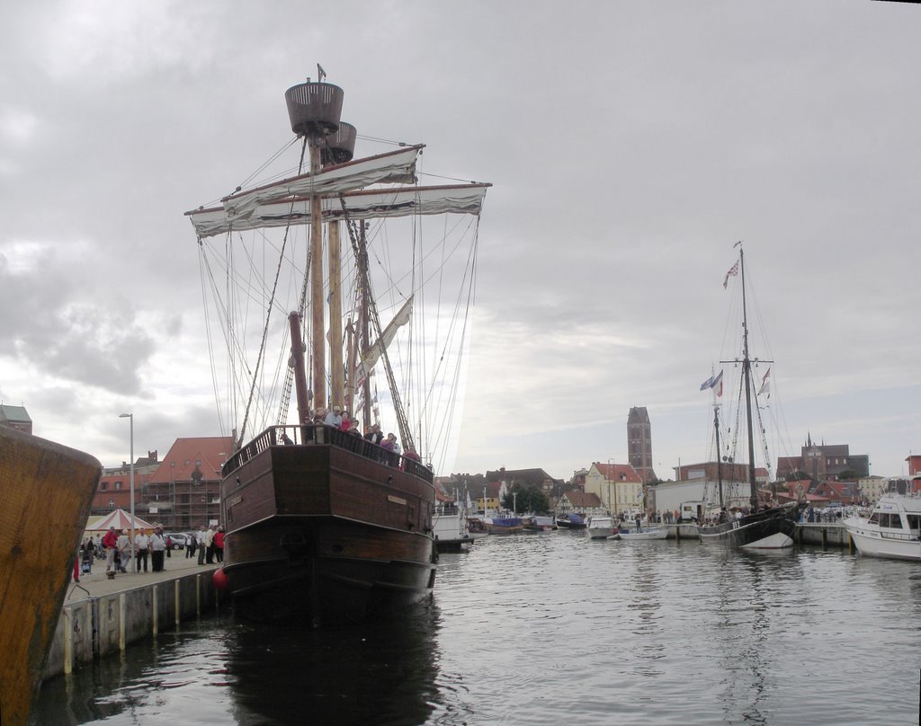 Impressions from "Hanse Sail" 2006, Висмар