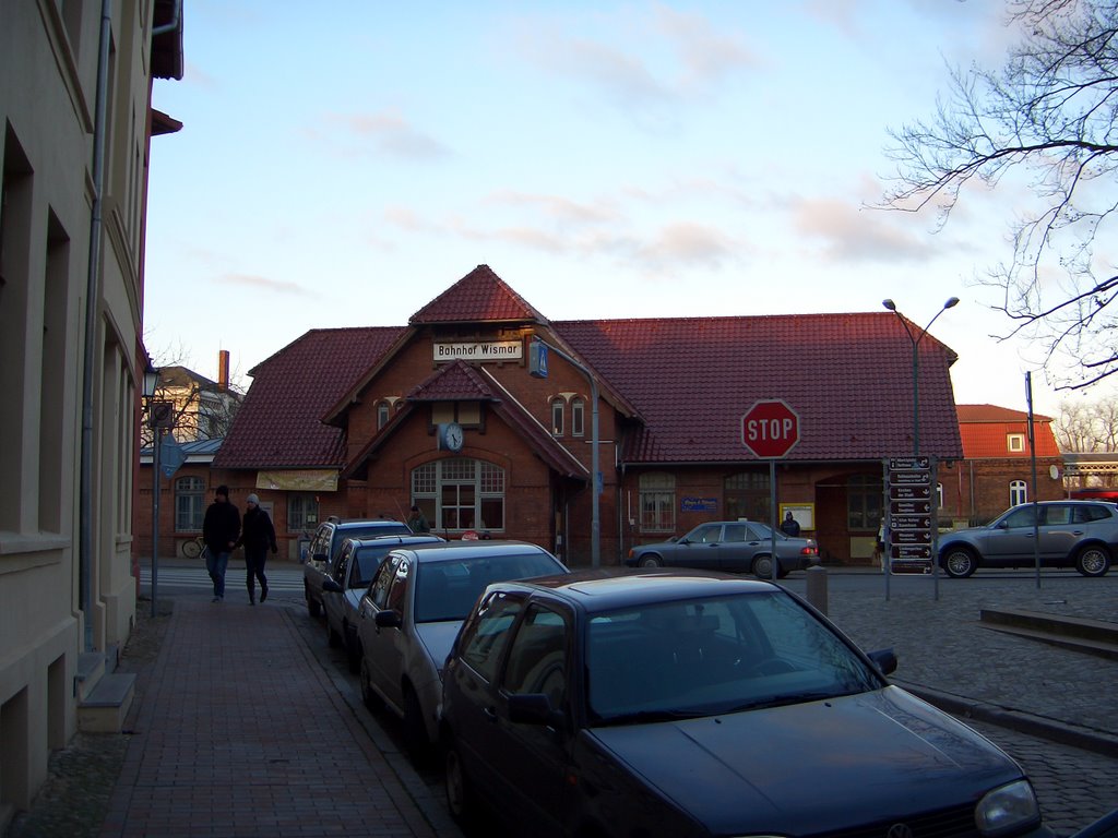 Blick auf den Bahnhof Wismar, Висмар