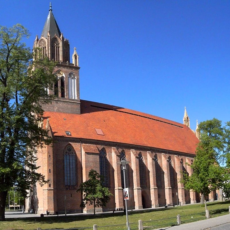 Konzertkirche in Neubrandenburg, Нойебранденбург