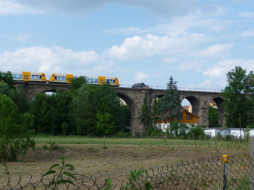 Eisenbahnviadukt in Bautzen juni 2010, Баутцен
