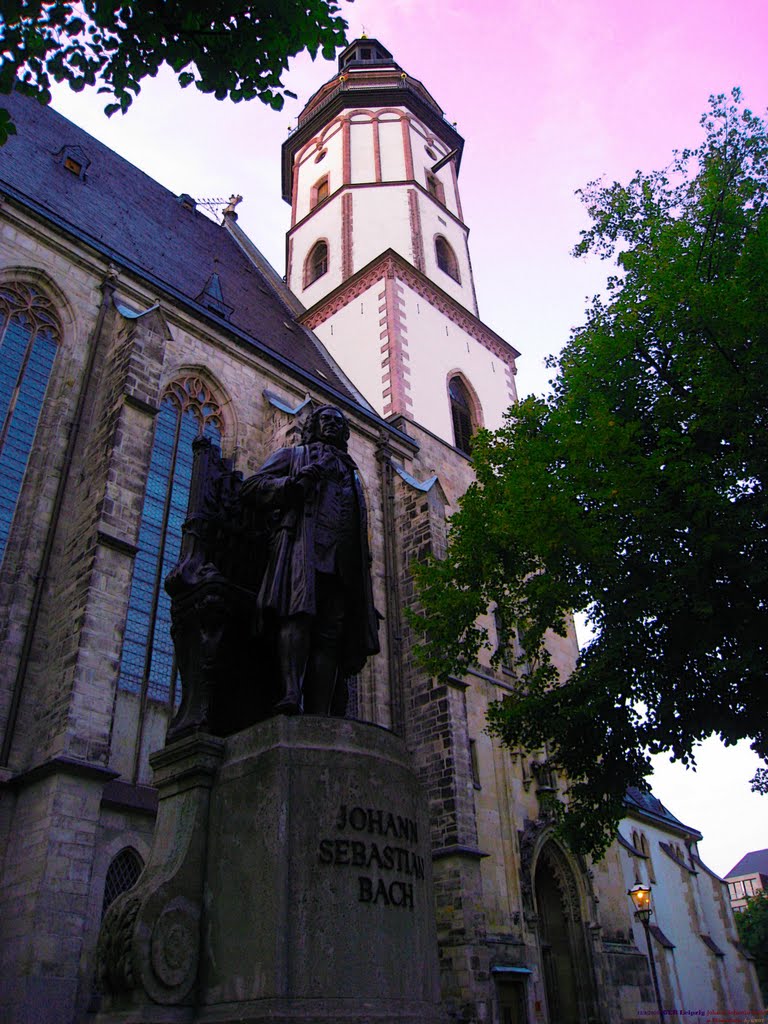 GER Leipzig Johann-Sebastian Bach in Thomaskirche by KWOT {upload 21/3/2010 on his 325th birthday}, Лейпциг