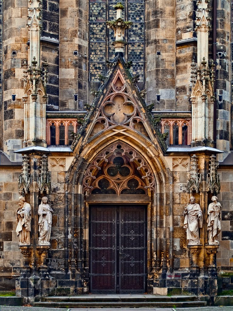 Das Portal der Thomaskirche in Leipzig., Лейпциг