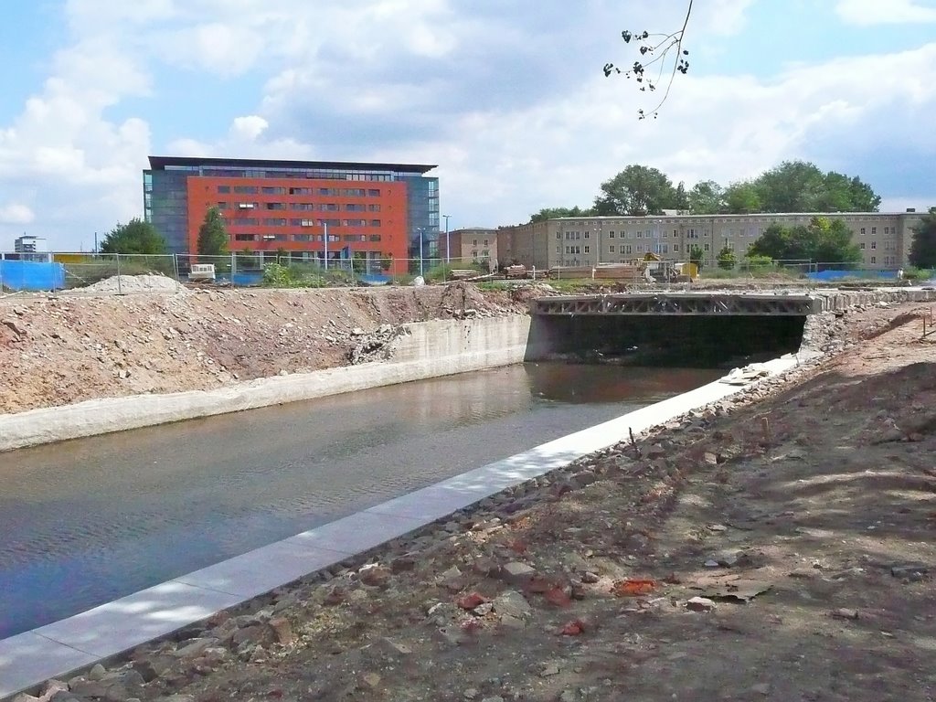 Chemnitz - Ein Fluss kommt ans Tageslicht, der Deckel über der Chemnitz wird entfernt, Хемниц