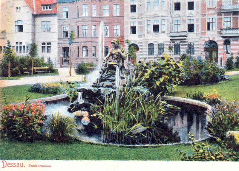 Dessau Funkplatzbrunnen 1923, Дессау