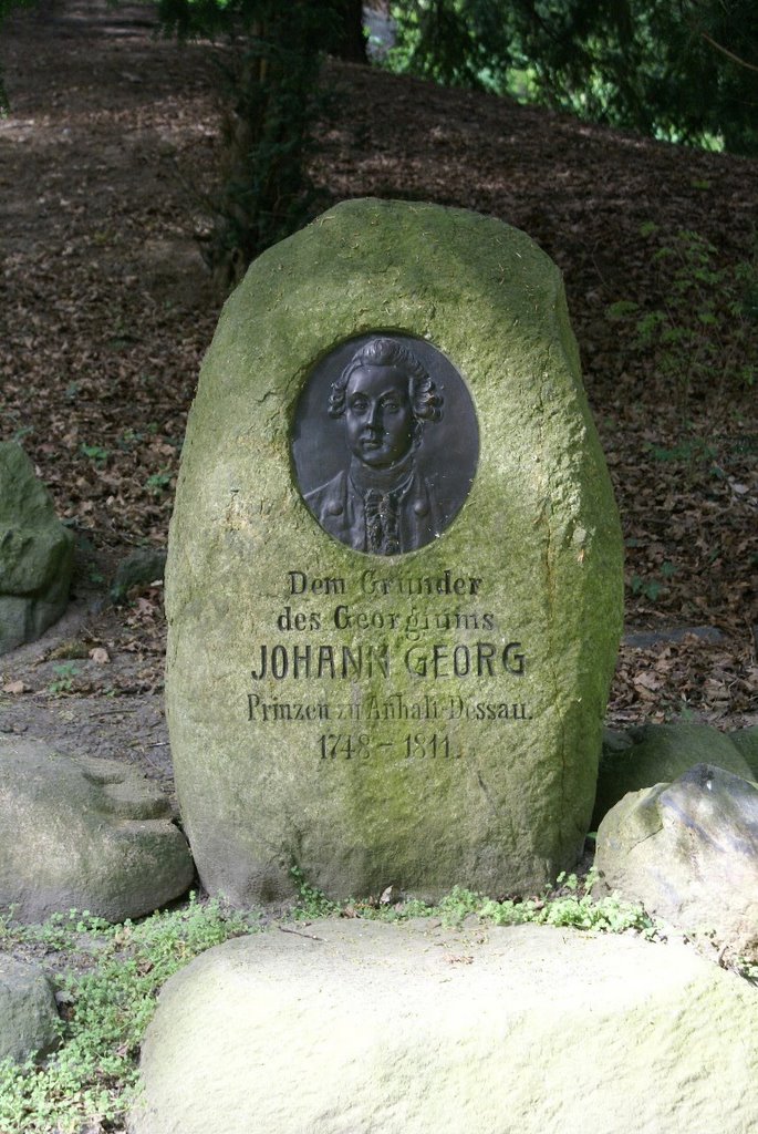 Prinz Georg Gedenkstein im Georgengarten Dessau, Дессау