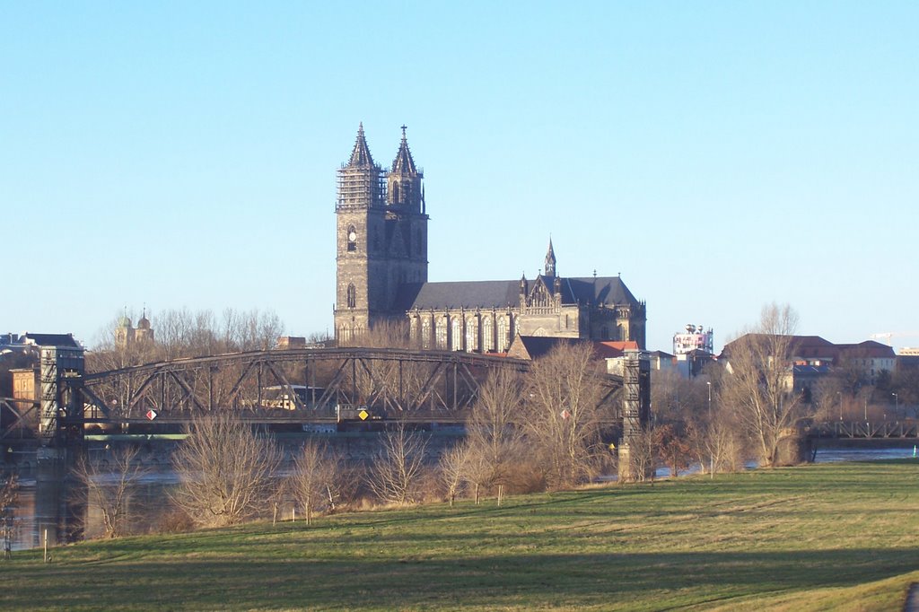 Magdeburg Cathedral and Railway Lift Bridge (Hubbrücke), Магдебург