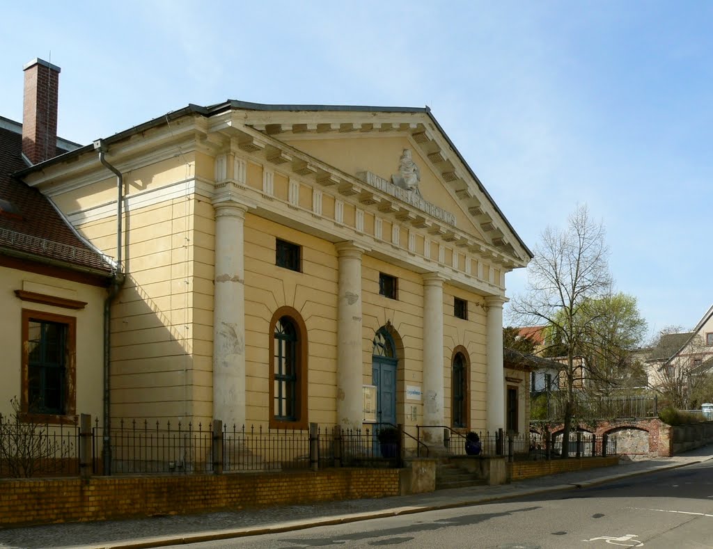 Altenburg - Blick auf das 1802-1804 erbaute Logenhaus der Freimaurerloge "Archimedes zu den drei Reißbretern", Альтенбург