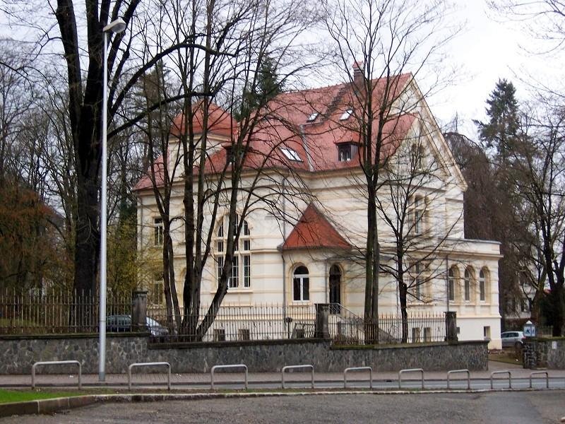 Villa in der Str. des Friedens, Гера