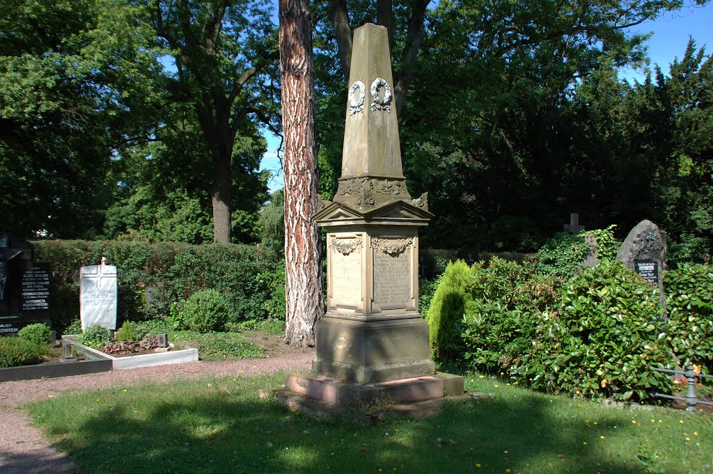 Aschaffenburg - Altstadtfriedhof Österreicher Denkmal  "Deutsche Krieg 1866", Ашхаффенбург