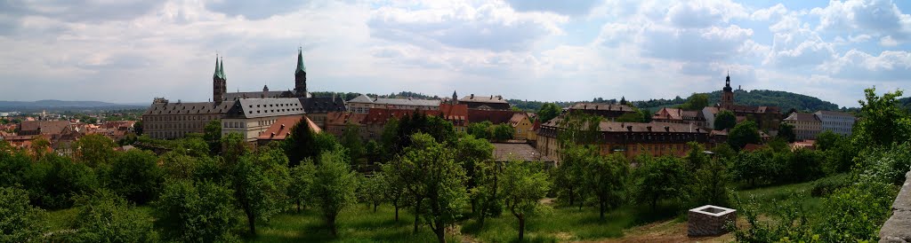 Blick auf Dom von Bamberg vom Michaelsberg, Бамберг