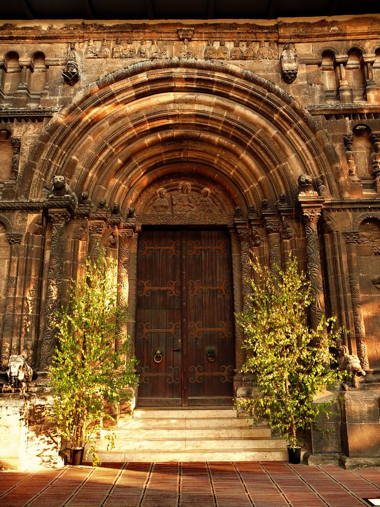 Romanisches Portal Schottenkirche, Регенсбург