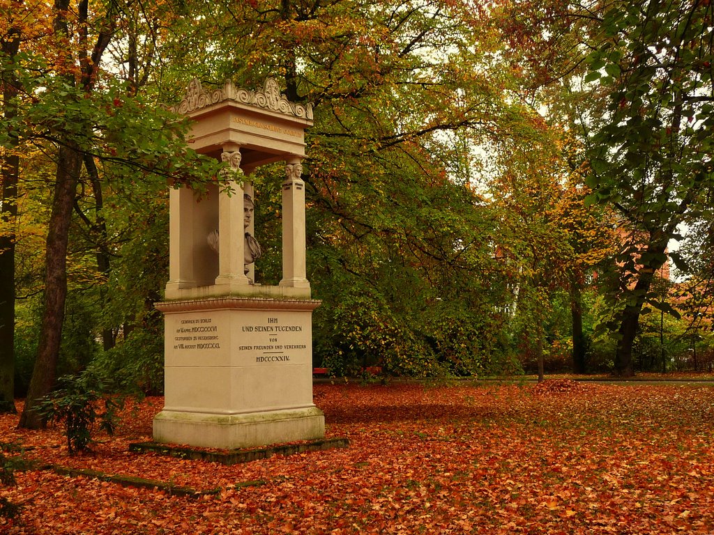 Memorial on carpet of leaves, Регенсбург