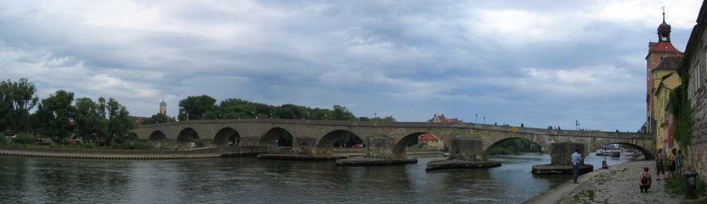 Regensburg Steinerne Brücke Panorama, Регенсбург