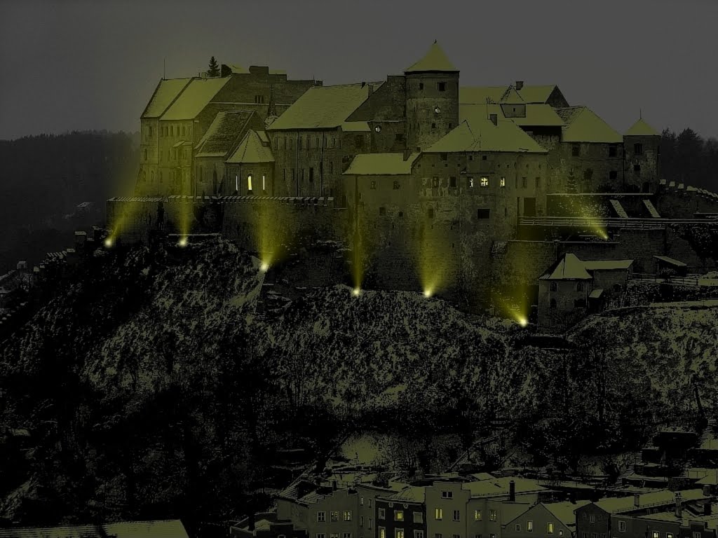 Golden Castle, Бургхаузен