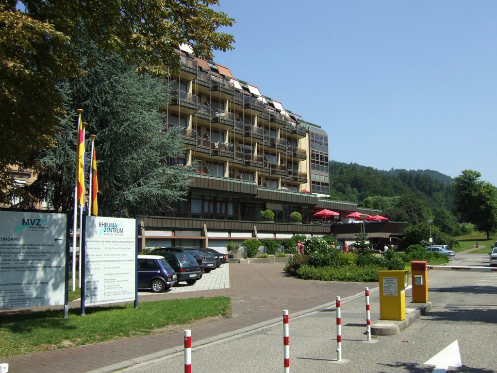 Baden-Baden, Rheuma-Klinik im Rotenbachtal, Баден-Баден