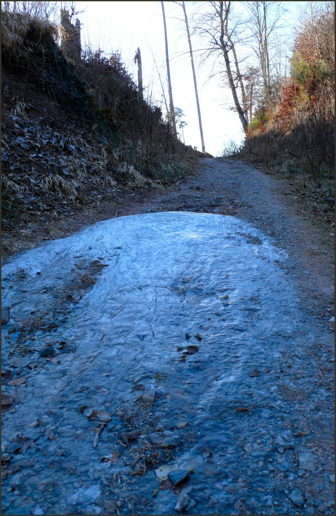 Too cold to drain away - on this way - btw  (spring), Рютлинген