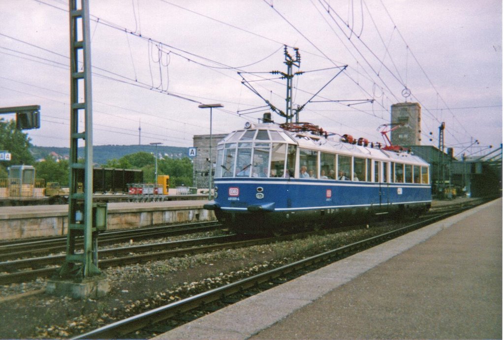 ET 491 Gläserner Zug zu Gast in Stuttgart Hauptbahnhof(1992), Штутгарт