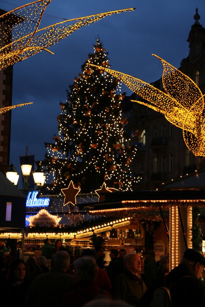 Wiesbadener Weihnachtsbaum !, Висбаден