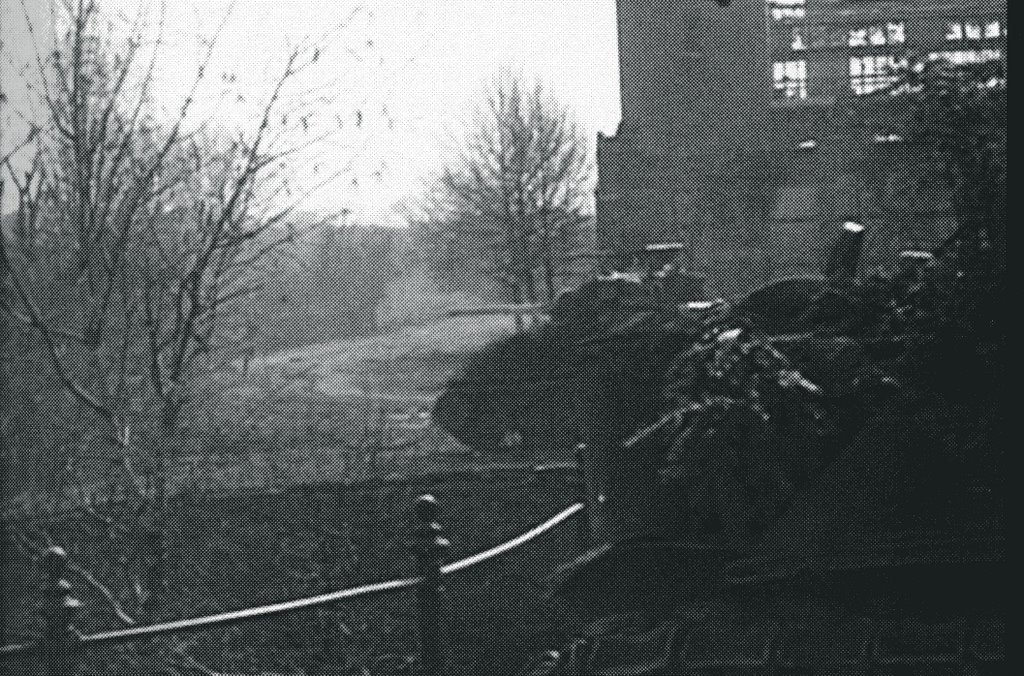 28.03.45 US Tanks an der Pulvermühle !, Гиссен
