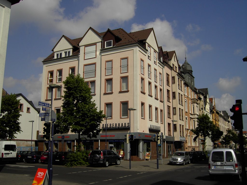 Offenbach: Bieberhaus, Оффенбах