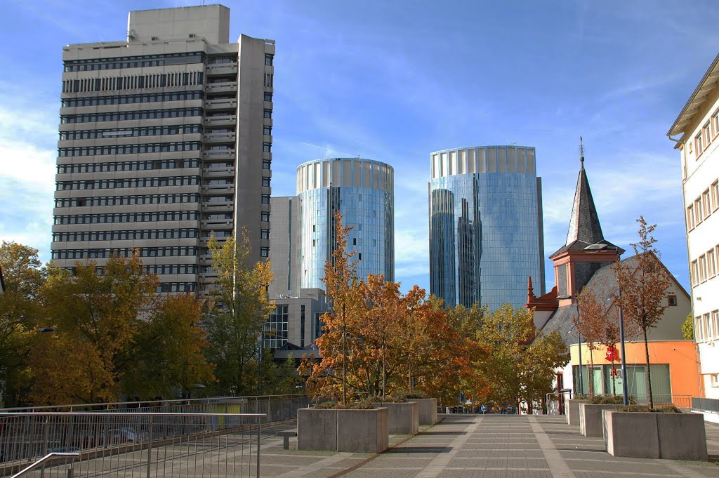 Offenbach - Rathaus ,Bürotürme ,Kirche, Оффенбах