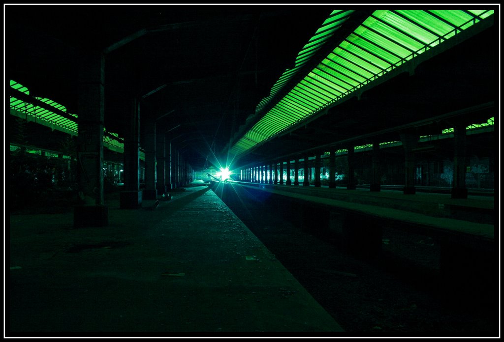 illuminierter alter Güterbahnhof, Оснабрюк
