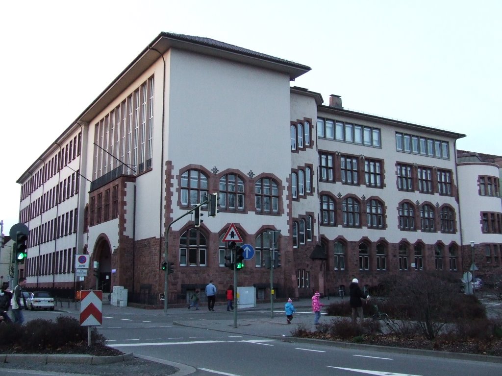 Kaiserslautern - Burggymnasium, Кайзерслаутерн