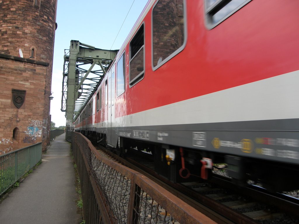 Train Crossing the Rhein, Майнц