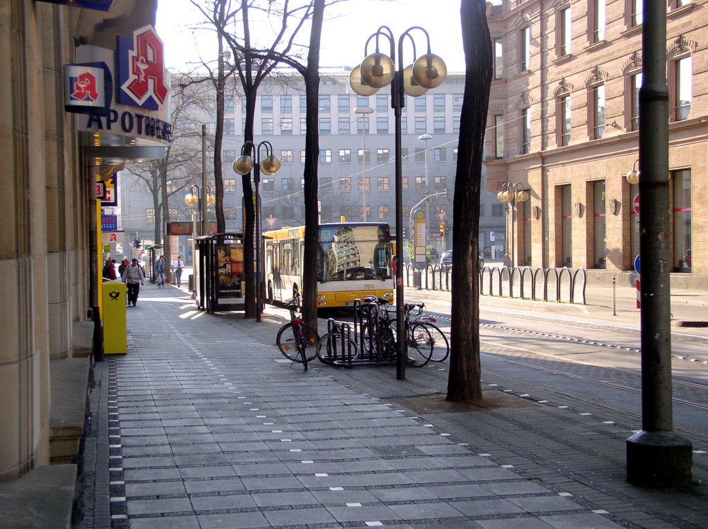 The Bus Stop at Mainz Münsterplatz, Майнц