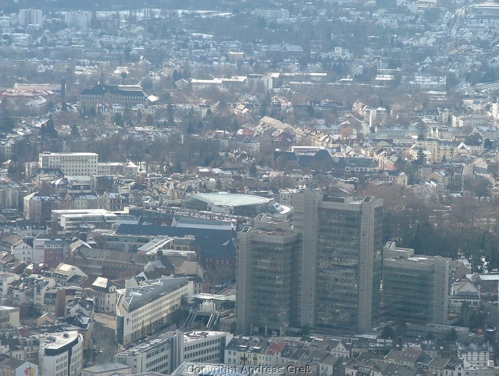 Stadthaus aus helicopter, Бонн