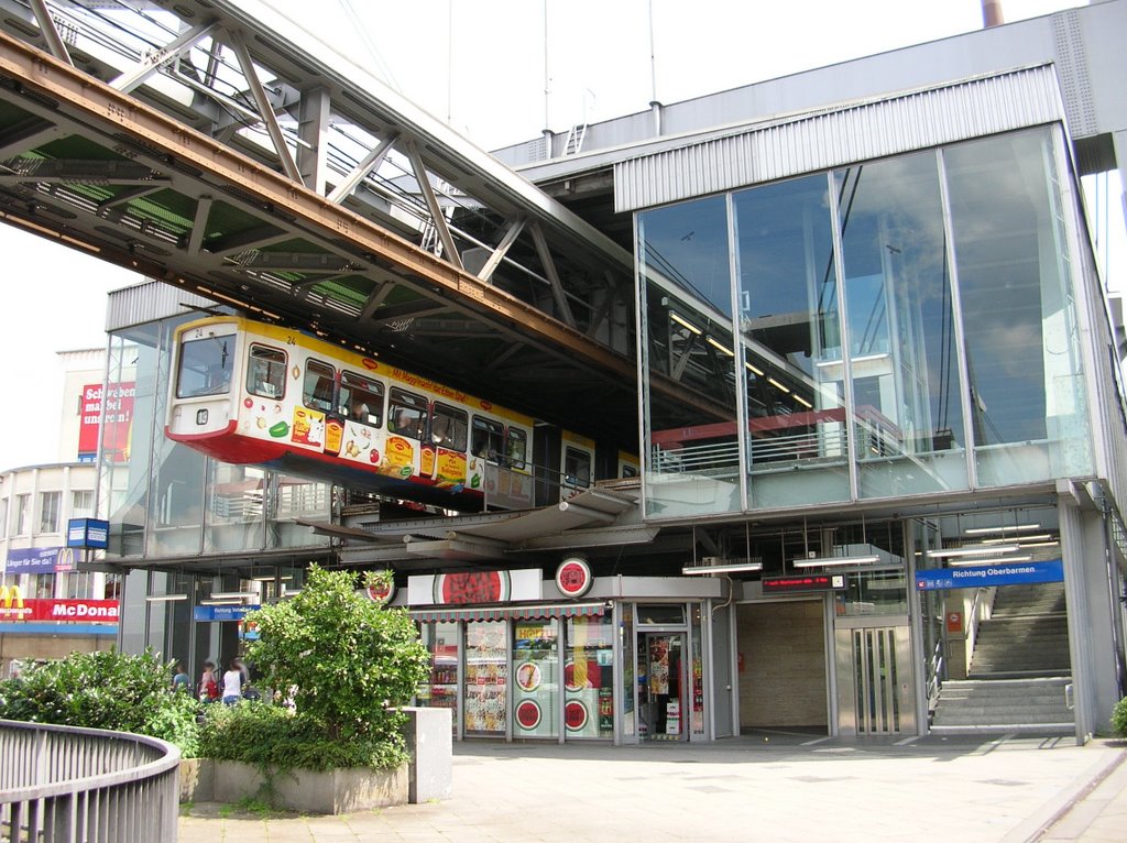 Wuppertal - Schwebebahn - Station "Alter Markt" (20.06.2007), Вупперталь